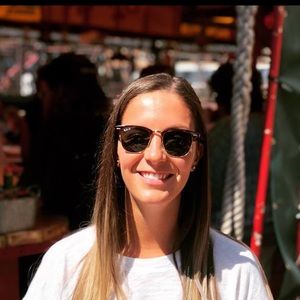 Meet your Posher, Emily